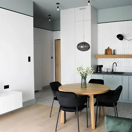 Apartment Kwadrat Hallera